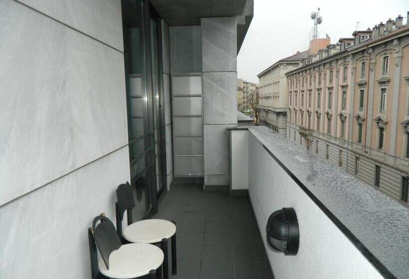 آپارتمان 1 خوابه, Caravaggio Apartments