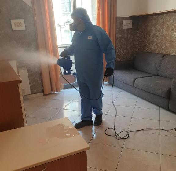 آپارتمان 1 خوابه با بالکن, Caravaggio Apartments