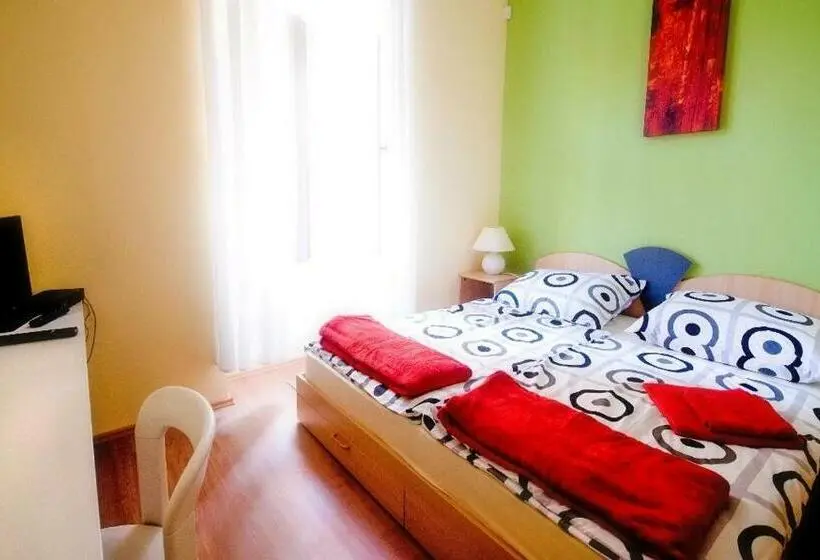 اتاق استاندارد, Centrálom Apartman
