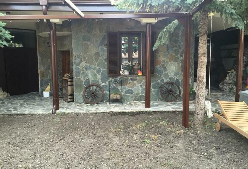 ویلای 1 خوابه, Guest House Mira