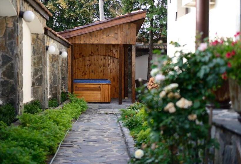 ویلای 1 خوابه, Guest House Mira