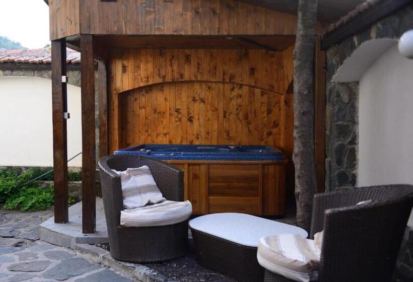 ویلای 1 خوابه, Guest House Mira