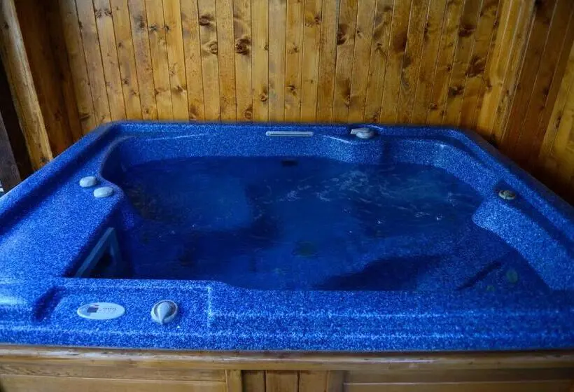 ویلای 1 خوابه, Guest House Mira