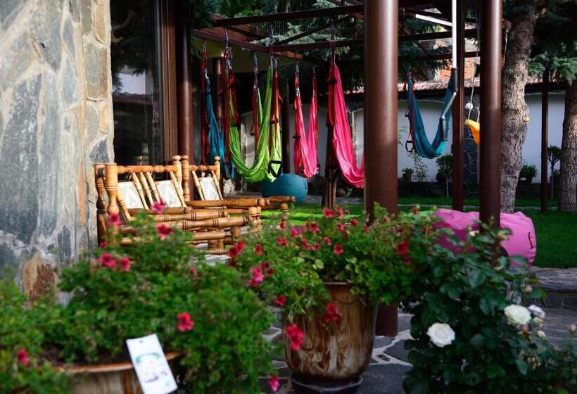 ویلای 1 خوابه, Guest House Mira