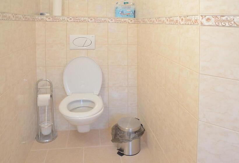 سوییت, Maxova Bouda