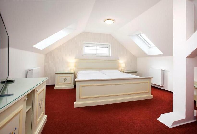 Номер Deluxe, Penzion Onyx