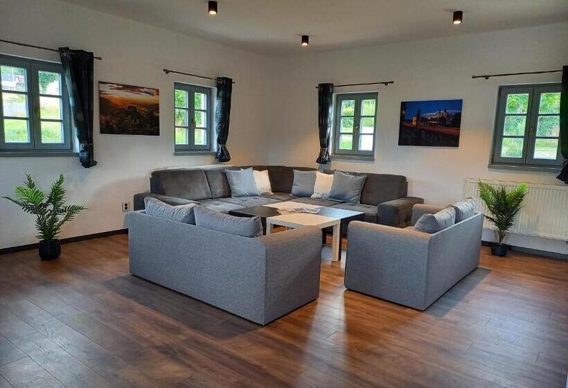 בית, 4 חדרי שינה, Penzion Pod Sudem