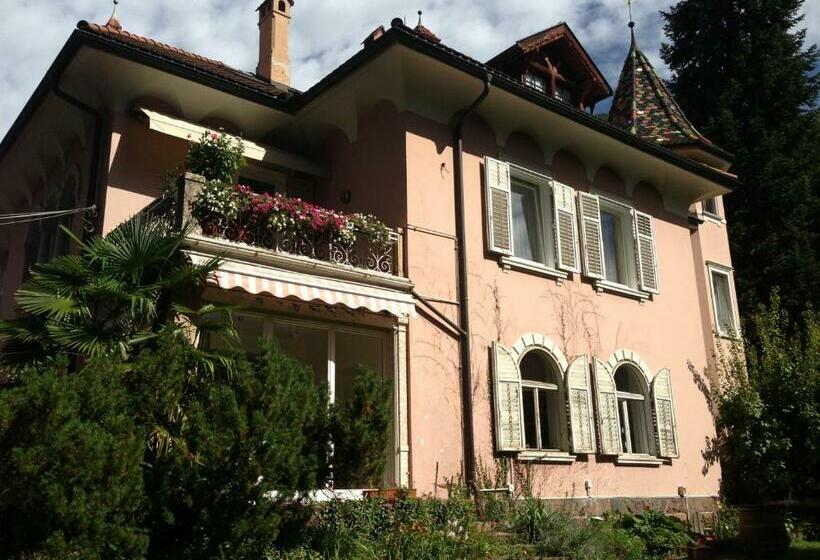 اتاق استاندارد با سرویس بهداشتی مشترک, Villa Anita Rooms