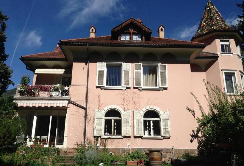 اتاق استاندارد با سرویس بهداشتی مشترک, Villa Anita Rooms