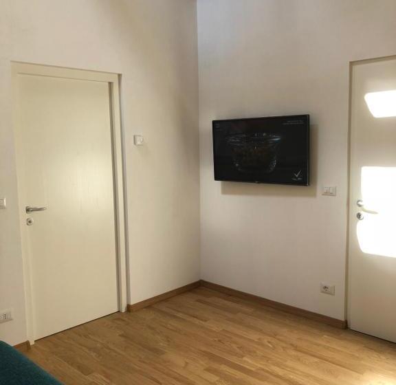 Deluxe Suite King Bed, Villa Anita Rooms