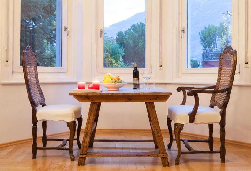 اتاق خانوادگی با سرویس بهداشتی مشترک, Villa Anita Rooms