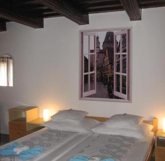 스탠다드 스튜디오, Pension Archa