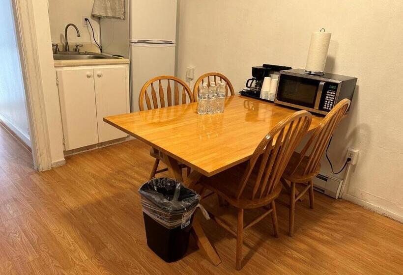 Люкс Повышенной Комфортности, Angeles Motel