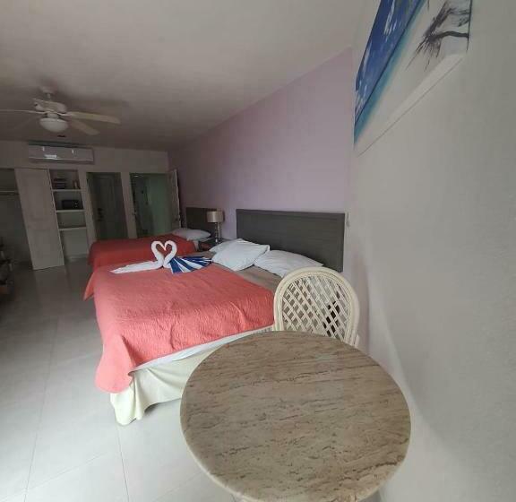 غرفة قياسية رباعية, Enna Inn Ixtapa Habitación Vista Al Mar