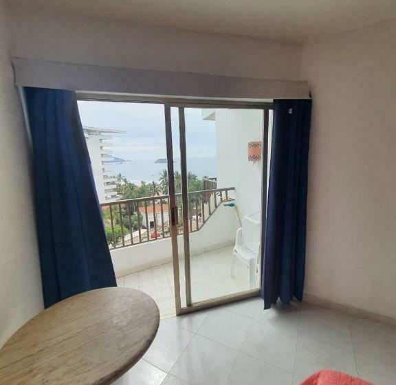 غرفة قياسية رباعية, Enna Inn Ixtapa Habitación Vista Al Mar
