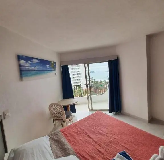 Standard Neljän Hengen Huone, Enna Inn Ixtapa Habitación Vista Al Mar