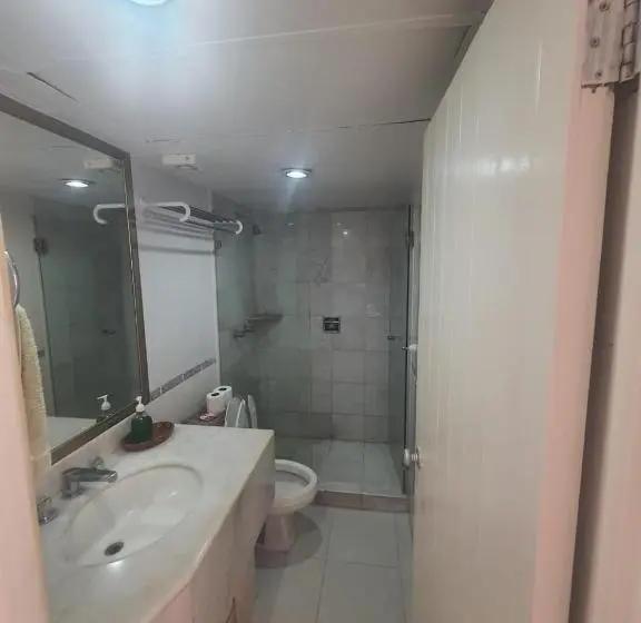 Standard Neljän Hengen Huone, Enna Inn Ixtapa Habitación Vista Al Mar