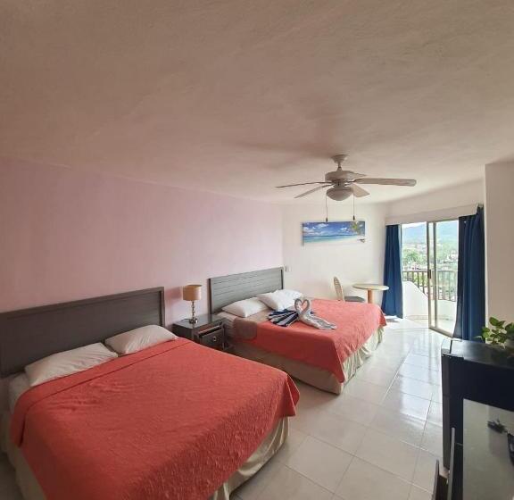 غرفة قياسية رباعية, Enna Inn Ixtapa Habitación Vista Al Mar