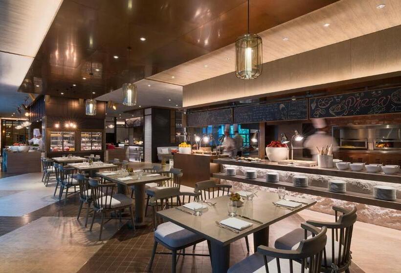 Стандартный Номер Кровать Кинг, Hyatt Regency Shenzhen Airport