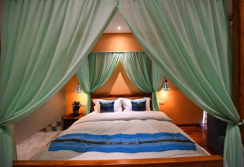 バルコニー付きデラックスルーム, T&t Story