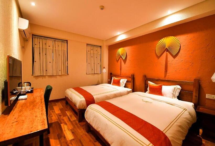 デラックスルーム, T&t Story