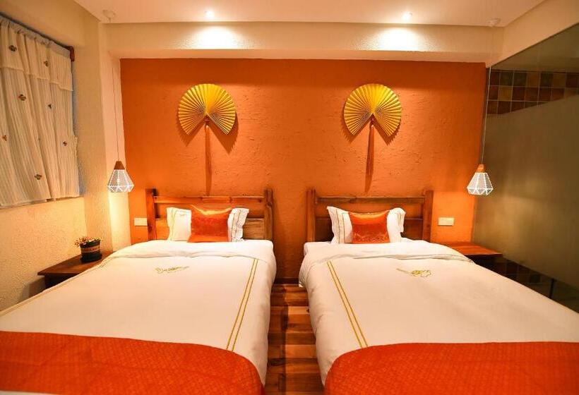 デラックスルーム, T&t Story