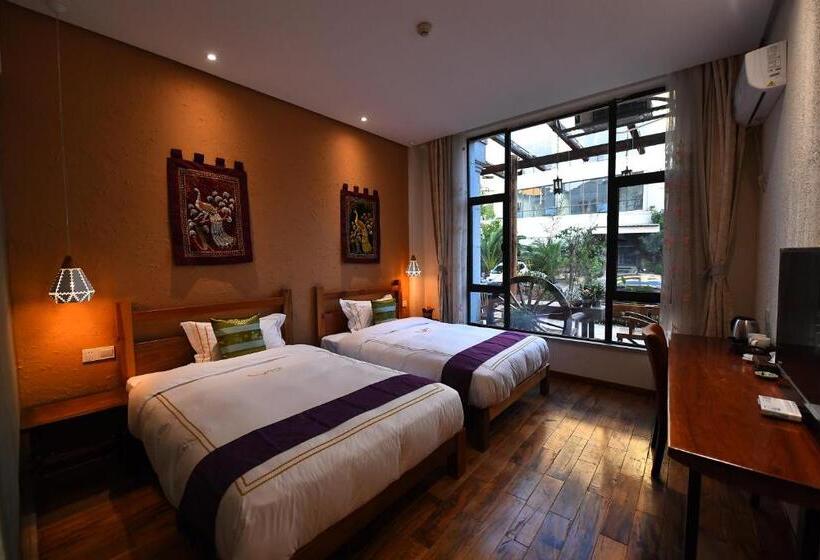 デラックスルーム, T&t Story