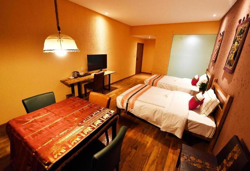 スタンダードルーム, T&t Story