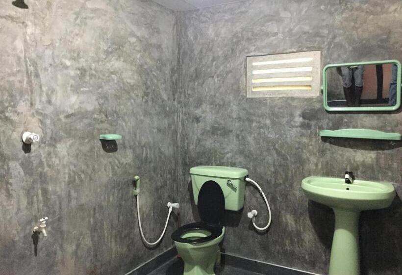 اتاق اکونومی, Chill House Safari Resort
