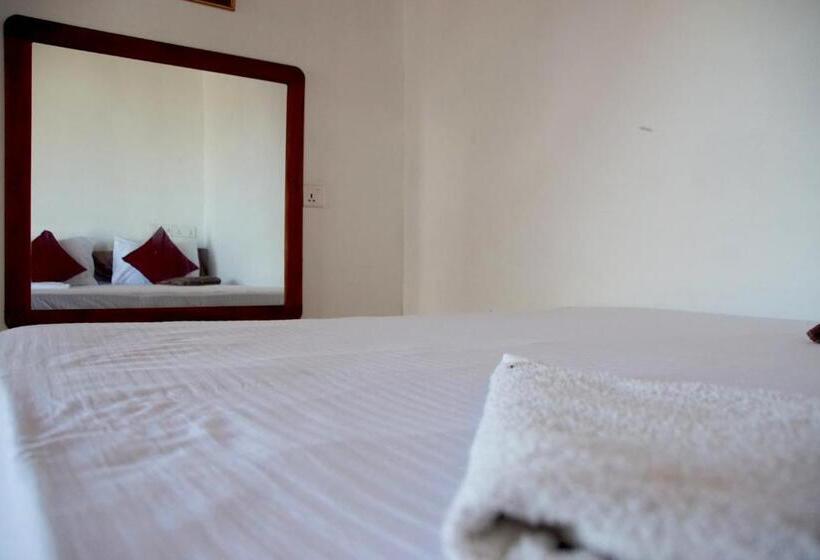 Номер Deluxe Вид на Море Боковой, Feel The Waves