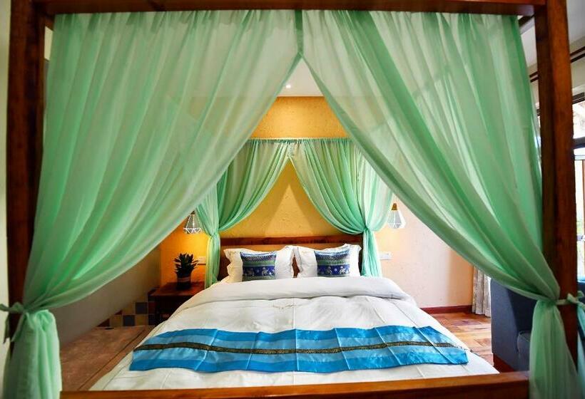 バルコニー付きデラックスルーム, T&t Story