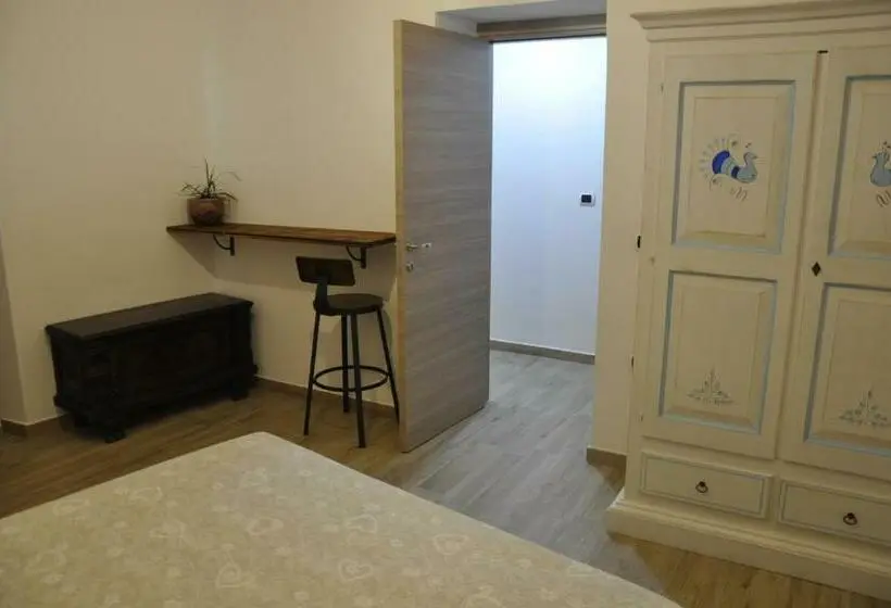 バルコニー付きスタンダードルーム, B&b Baroi Orgosolo