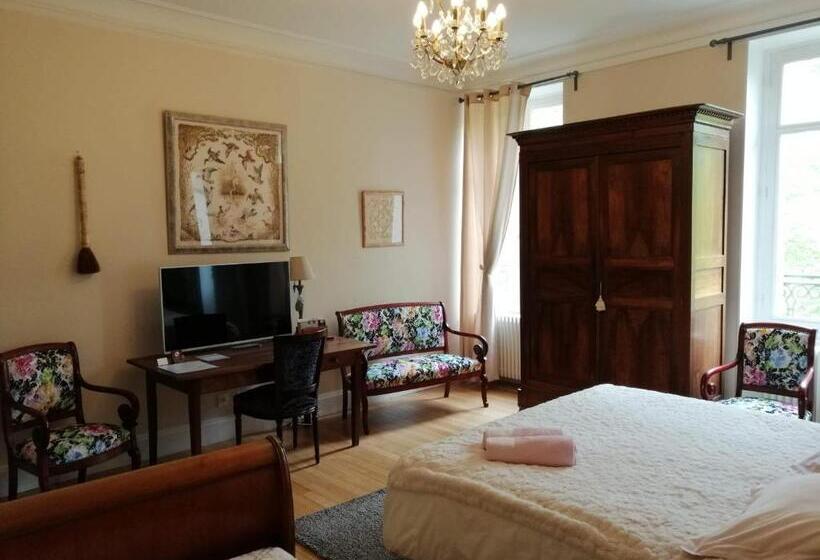 اتاق استاندارد سه نفره, Chambres D Hôtes Côté Parc Côté Jardin Avec Parking Privé Gratuit