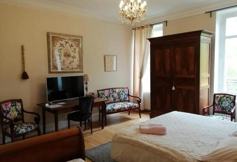 اتاق استاندارد سه نفره, Chambres D Hôtes Côté Parc Côté Jardin Avec Parking Privé Gratuit