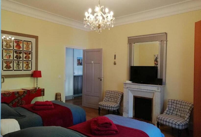 آپارتمان یک خوابه با دری مشترک که هال را جدا می کند., Chambres D Hôtes Côté Parc Côté Jardin Avec Parking Privé Gratuit