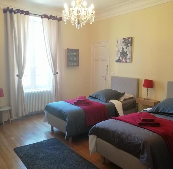 آپارتمان یک خوابه با دری مشترک که هال را جدا می کند., Chambres D Hôtes Côté Parc Côté Jardin Avec Parking Privé Gratuit