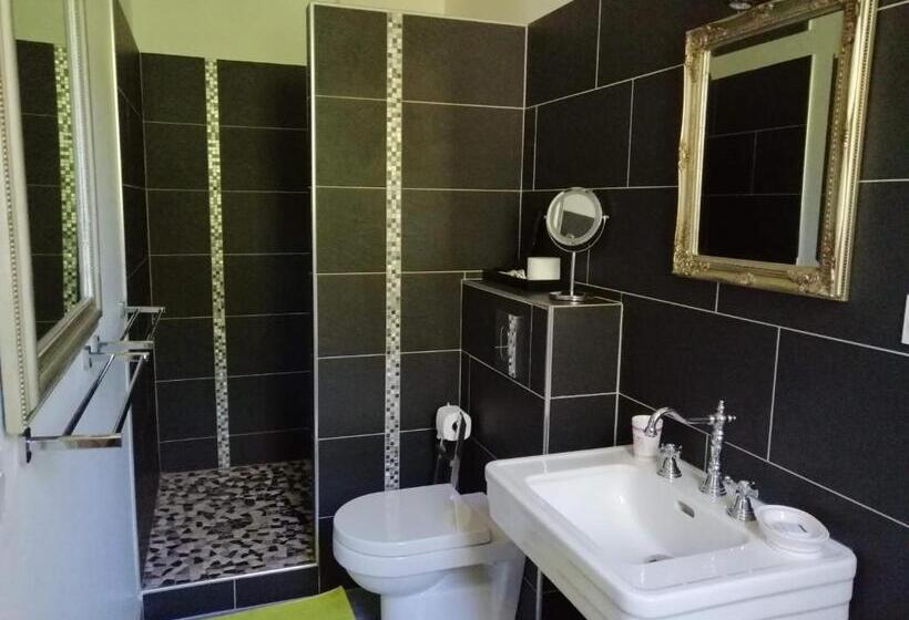 آپارتمان یک خوابه با دری مشترک که هال را جدا می کند., Chambres D Hôtes Côté Parc Côté Jardin Avec Parking Privé Gratuit