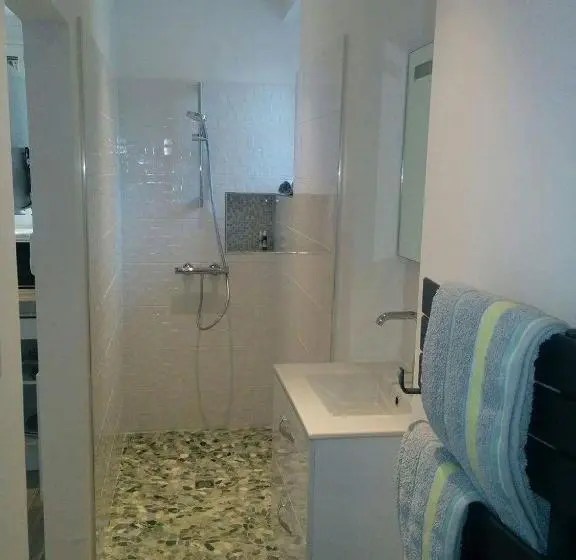 استودیو استاندارد با چشمانداز باغ, Chambres D Hôtes Côté Parc Côté Jardin Avec Parking Privé Gratuit