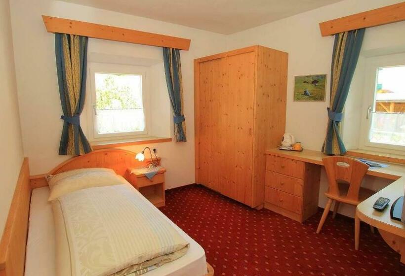 스탠다드 싱글 룸, Bed And Breakfast Iman