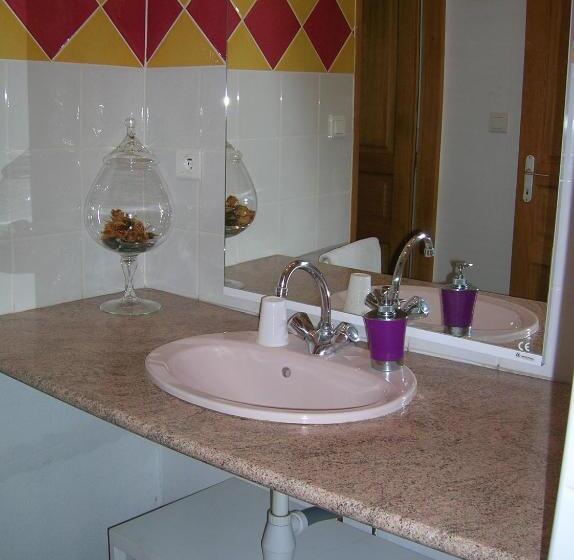 סוויטה, Le Mas Des Baux