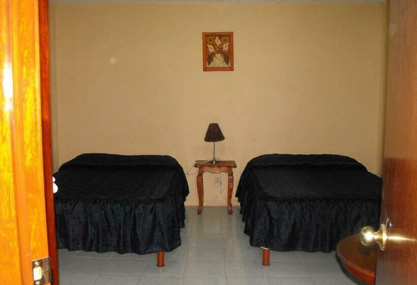 家庭间, Lienzo Charro 1