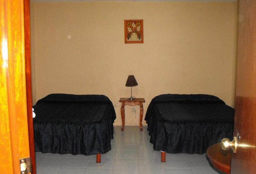 标准间, Lienzo Charro 1