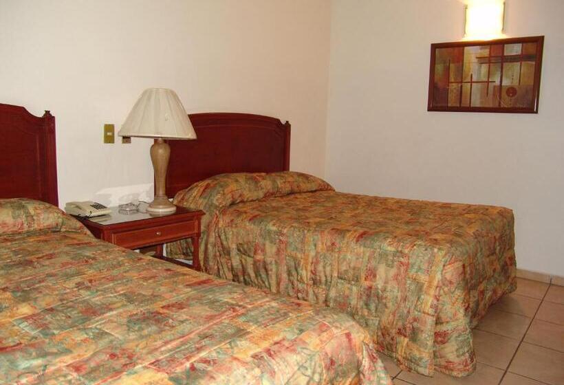 Standaardkamer met 2 Tweepersoonsbedden, Posada Arcos
