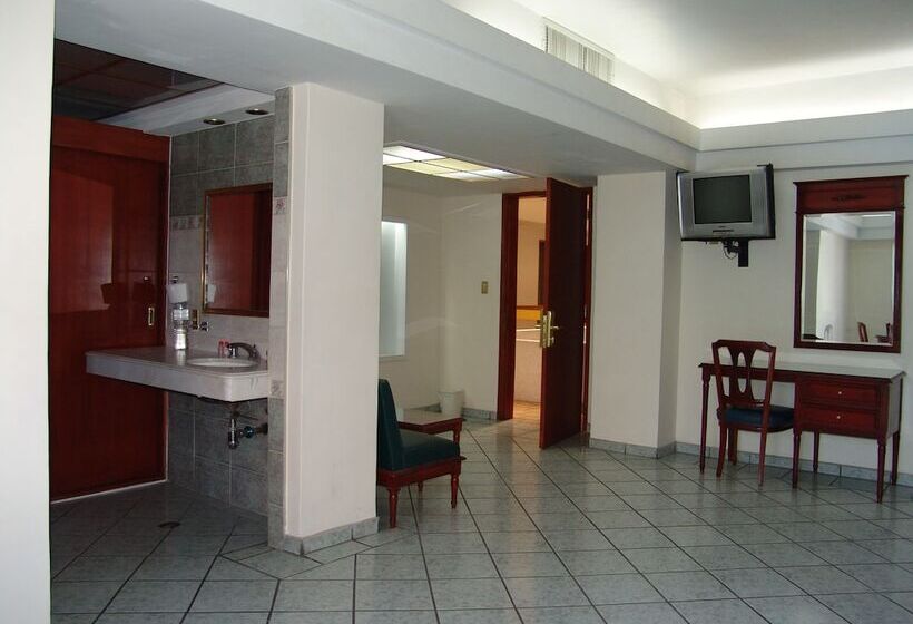 חדר סטנדרט לשלושה, Posada Arcos