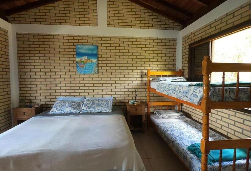 スタンダード４人部屋, Paraíso Hostel Praia Do Rosa