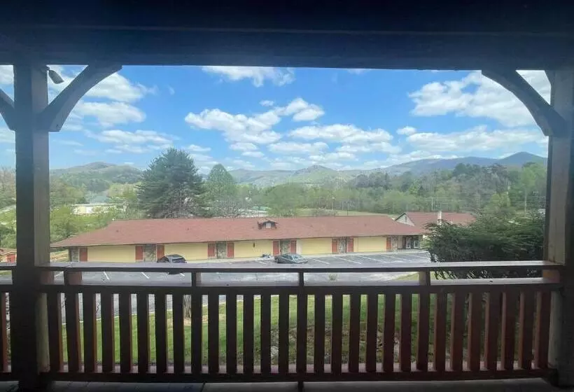 キングサイズベッドのスタンダードルーム, Budgetel Inn & Suites Dillard