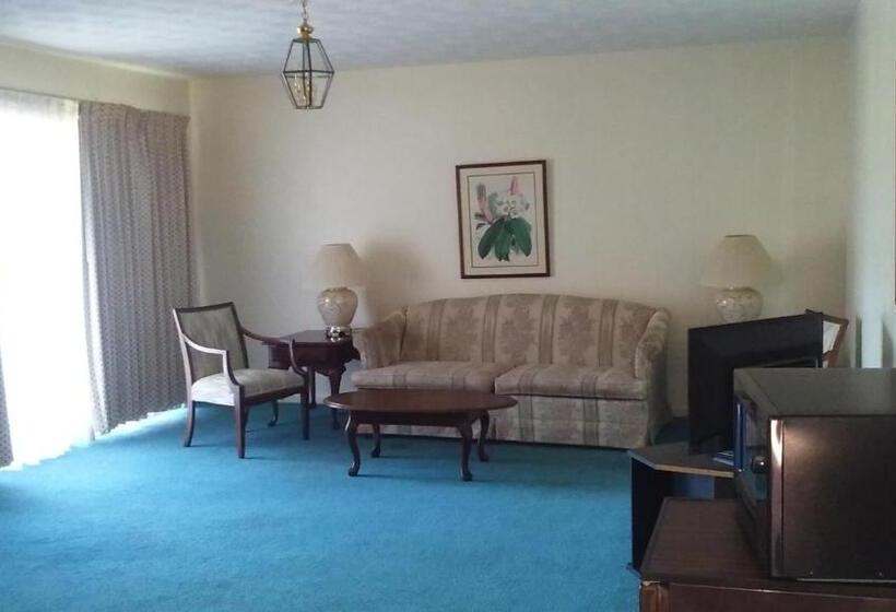 جناح سرير كينج, Budgetel Inn & Suites Dillard