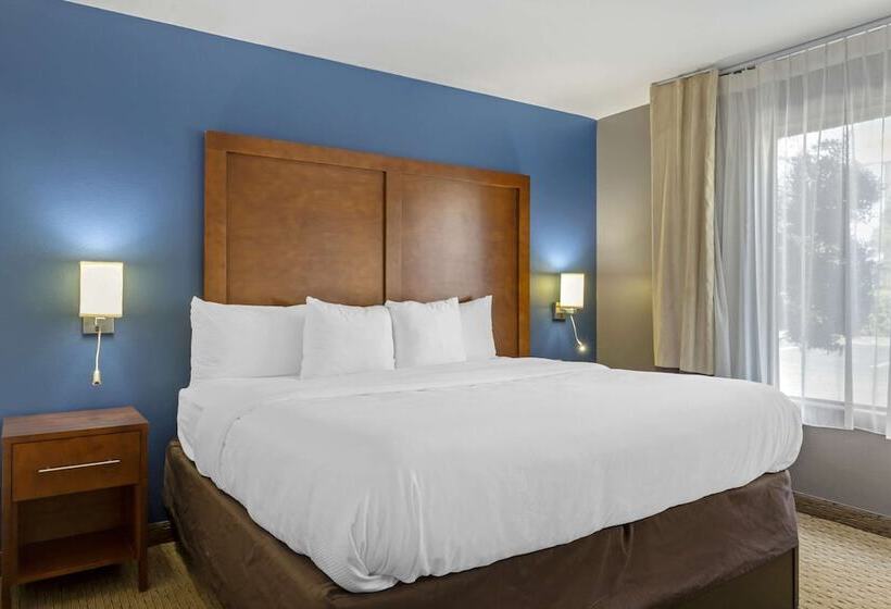 جناح, Comfort Inn Garner Clayton I40