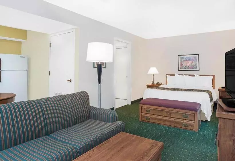 استودیوی استاندارد, Hawthorn Extended Stay By Wyndham Green Bay