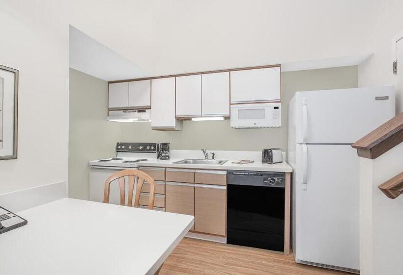 إستوديو قياسى, Hawthorn Extended Stay By Wyndham Green Bay